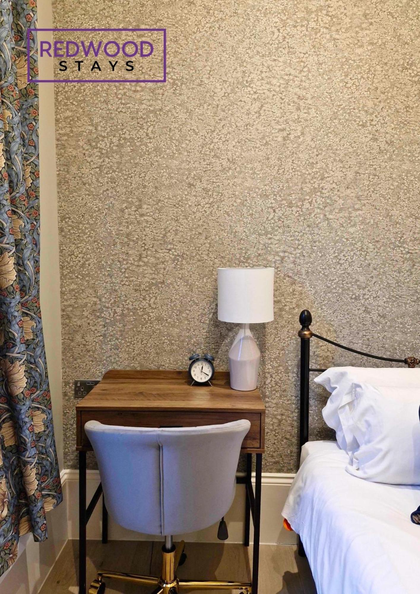 Top Quality 2 Bed 1 Bath Apartments For Contractors By Redwood Stays Reading Ngoại thất bức ảnh
